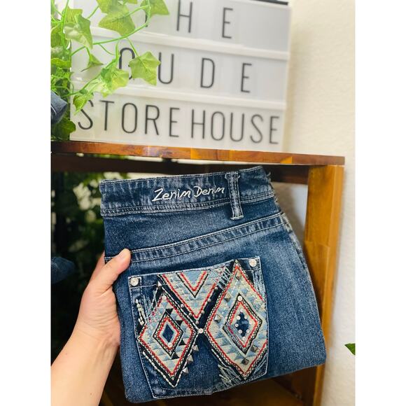 Zenim Denim Western Embroidered Back Pockets Slight Flared Mid Rise Jeans SZ 14 - Picture 2 of 11